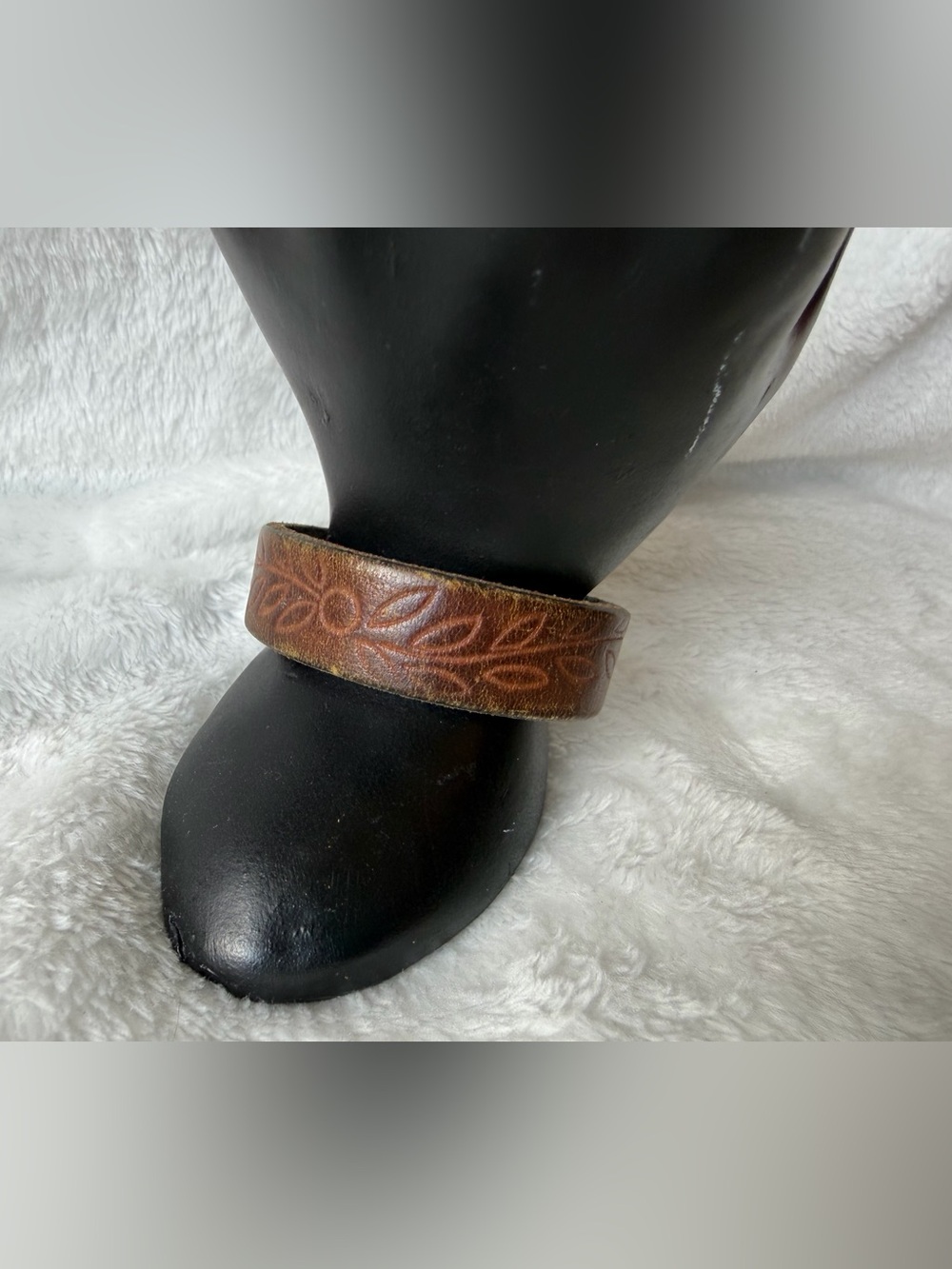 Vintage Leather Handmade bracelet with snap signed by artist brown filigree leaf
